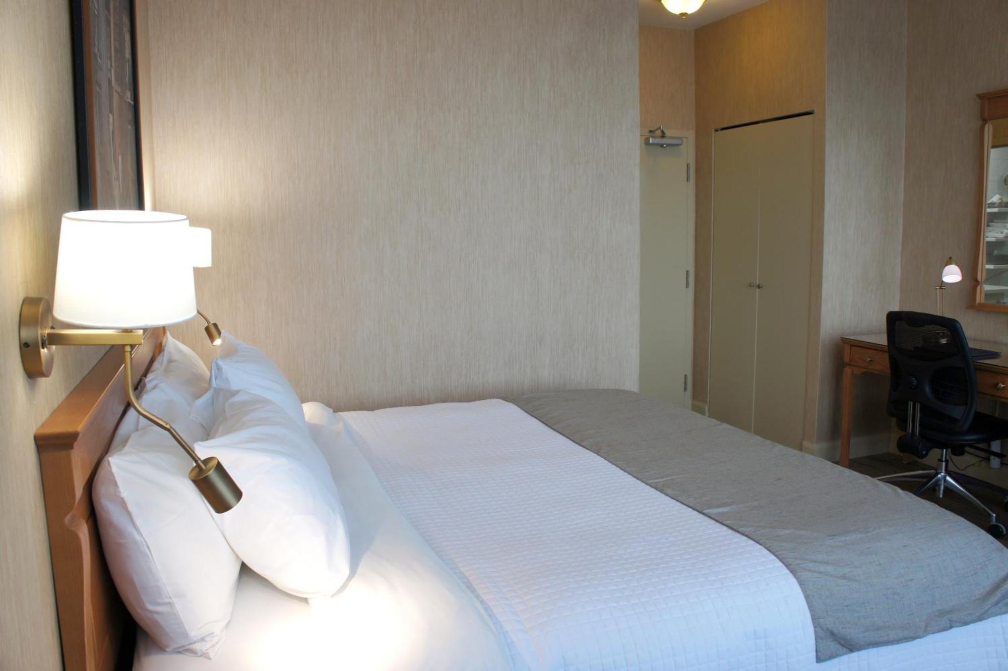 Hotel Castel Granby Zewnętrze zdjęcie